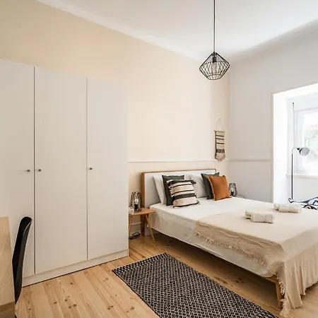 Akicity Alameda Light Apartment Lisbon