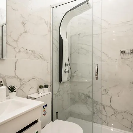 Akicity Alameda Light Appartement